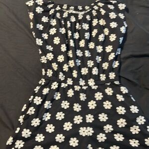 Girl’s size 6/7, Old Navy brand